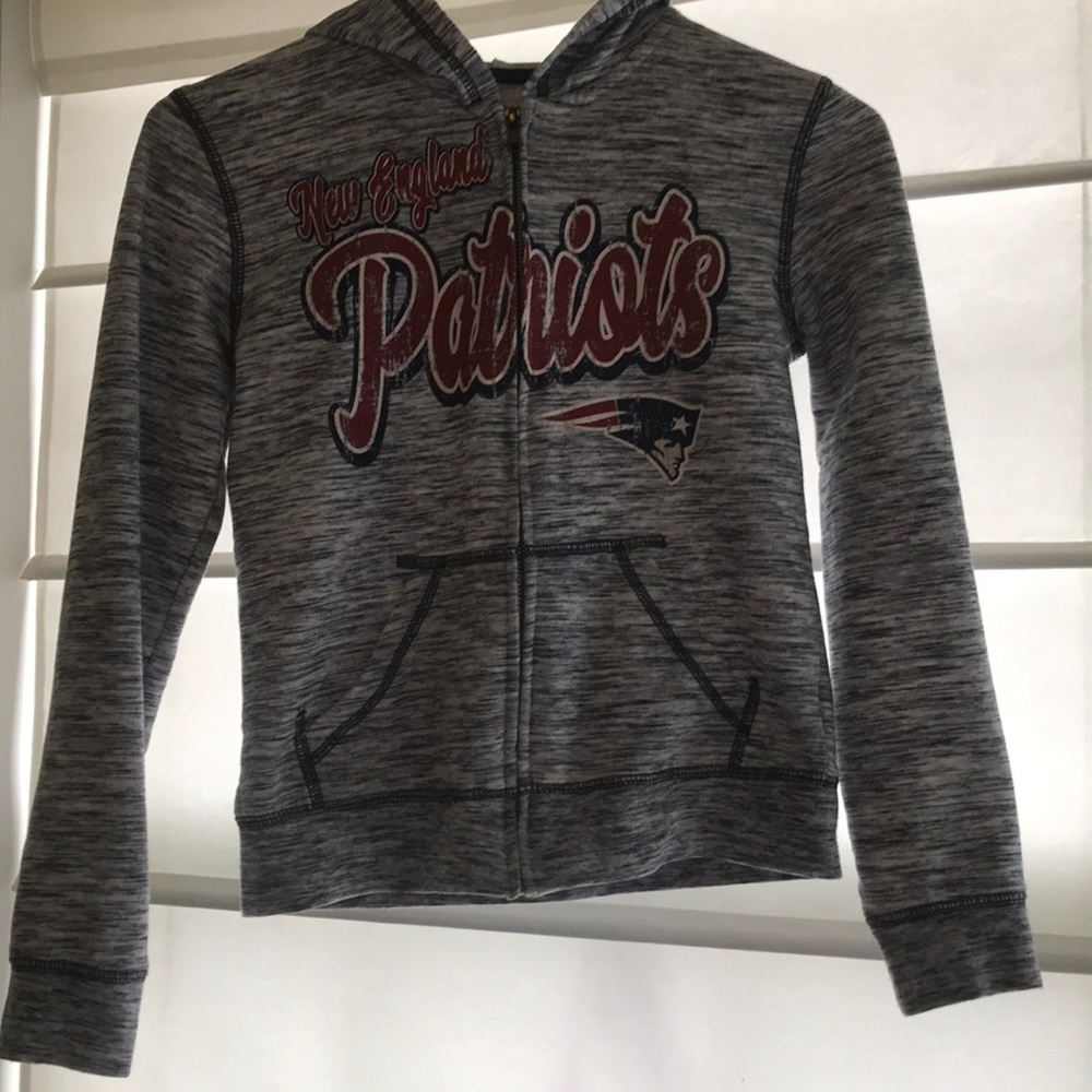 Patriots Girls 10-12 zip up sweatshirt